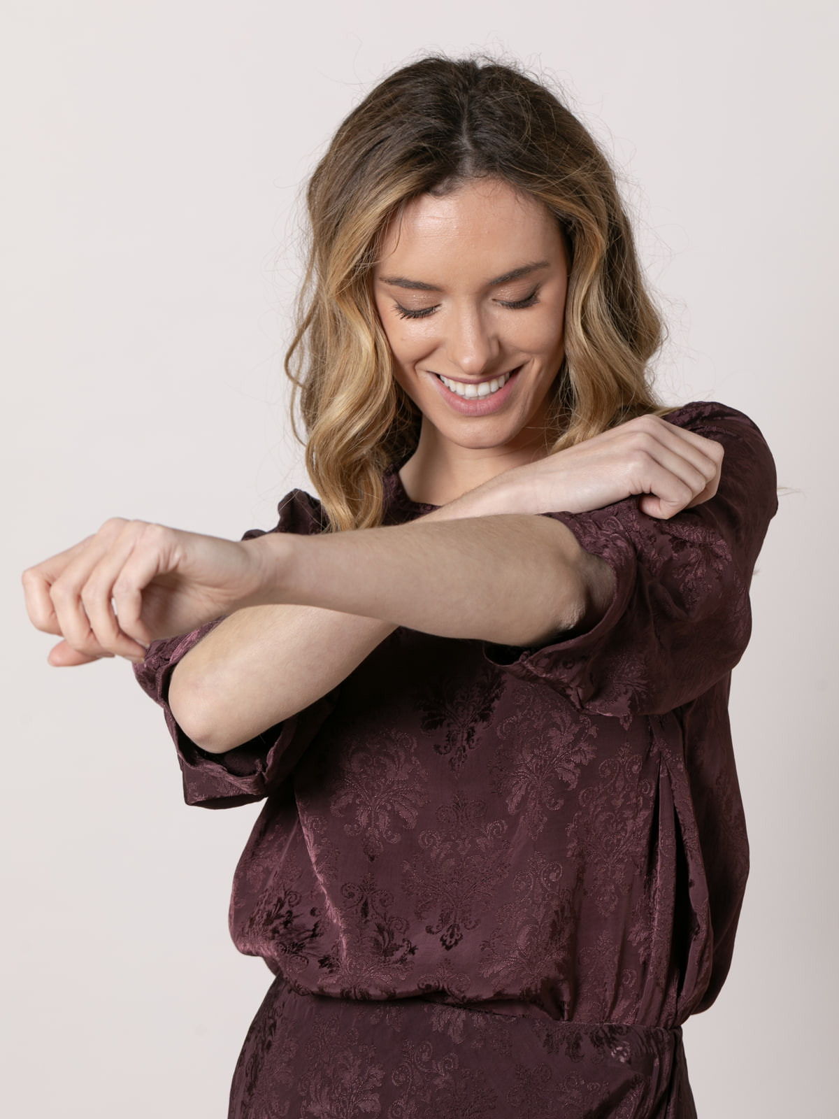 Fluid blouse with matching embroidery  Bordeaux colour