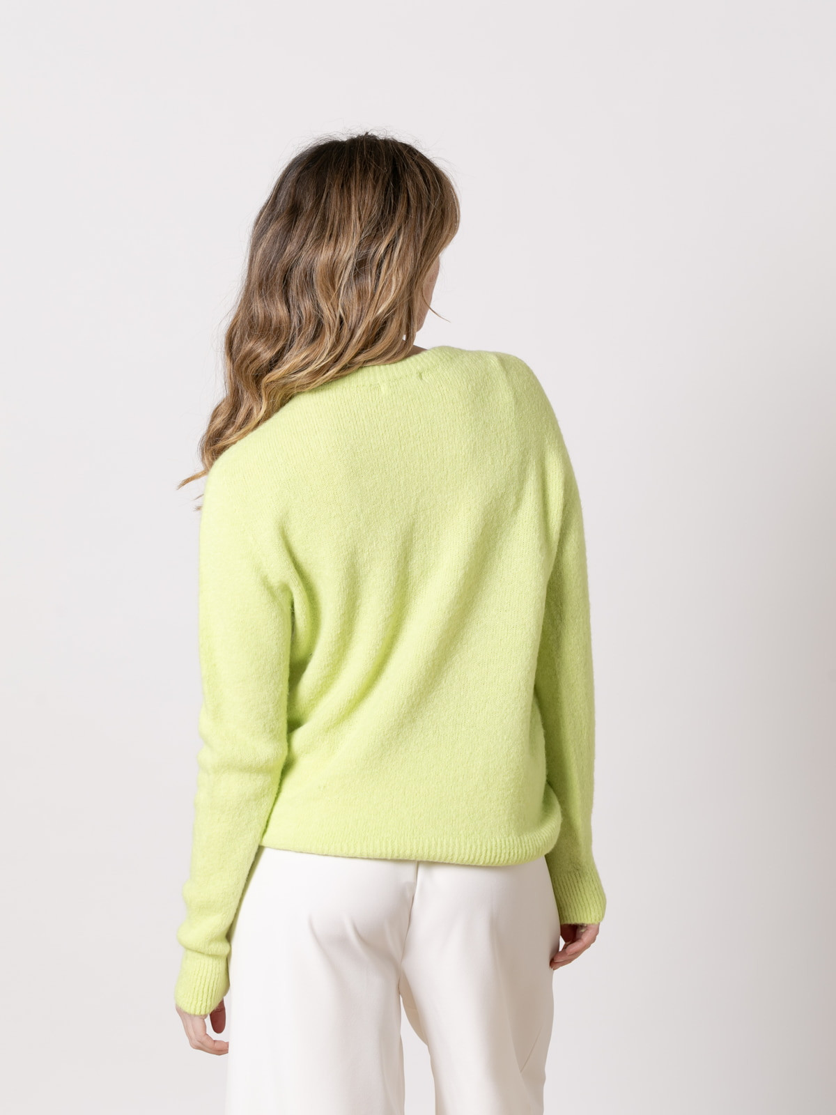 Spring alpaca sweater with round  Amarillo colour