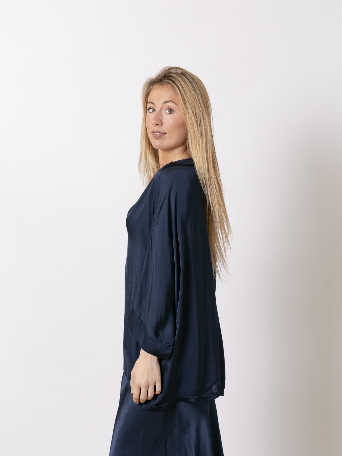 Flowing V-neckline shirt in viscose satin  Blue Navy colour